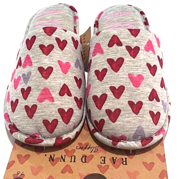 🎉HP🎉 RAE Dunn Women's Amor` Hearts Slippers Small 5-6 - Picture 5 of 5
